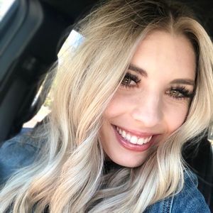 Meet your Posher, Allie